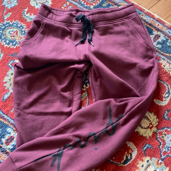 Victoria’s Secret sweatpants - Picture 1 of 2
